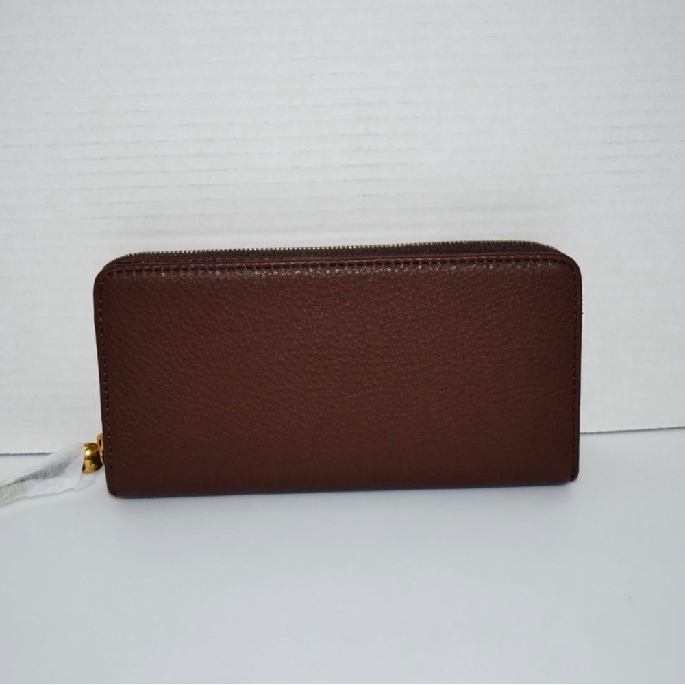 NWT Hobo Waltz Leather Continental wallet